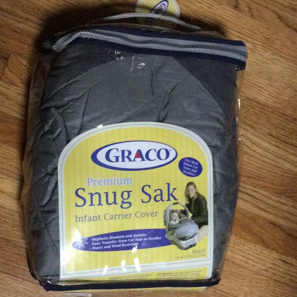 Graco premium snug sak infant carrier cover